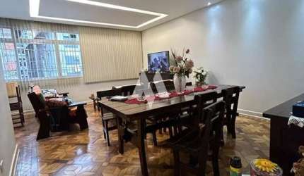 Casa Sobreposta Alta com 03 dormitórios em Santos