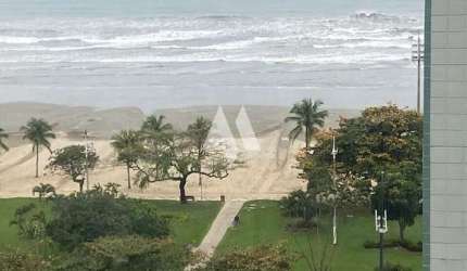 Apartamento Padrão - 2 dormitórios, 1 suíte, vaga coberta, Vista Mar - José Menino / Santos