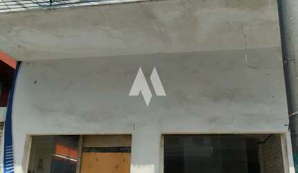 Loja comercial, excelente localização, amplo espaço com área total de 550,00m² para locação