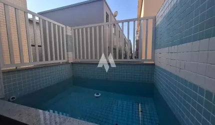 Casa Padrão 3 quartos - bairro Aparecida- Piscina
