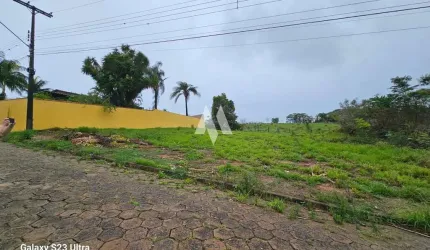 Terreno à venda em Serra Negra! 