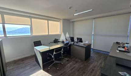 Sala Comercial Valongo para locação, 4 salas unificadas, 4 vagas