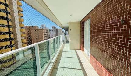 Apartamento para Locação com 2 dormitórios e 1 suíte - Gonzaga / Santos