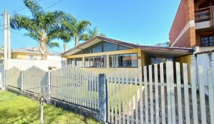 Casa com 3 quartos à venda na Rua Professora Maria do Carmo Martins, São Braz, Curitiba, 207 m2 por R$ 950.000