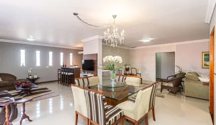 Casa com 3 quartos à venda na Rua Estela Lesniowski Wzorek, Fazenda Velha, Araucária, 440 m2 por R$ 2.300.000