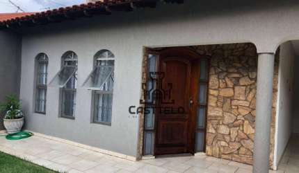 Sobrado à venda, 290 m² por R$ 960.000 - Jardim Tarumã - Londrina/PR