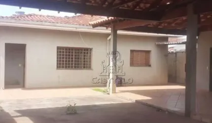 Casa com 3 dormitórios, 180 m² - venda por R$ 800.000,00 ou aluguel por R$ 4.000,00/mês - Vila Brasil - Londrina/PR