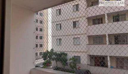 Apartamento com 3 dormitórios à venda, 72 m² por R$ 370.000 - Jardim Bom Clima
