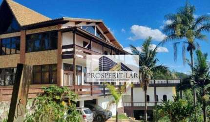 Casa de Alto Padrão com Lazer Completo e Área Verde em Terreno de 2000m², 1100 m² por R$ 2.600.000 - Rio Acima - Mairiporã/SP