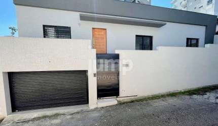 Casa com 2 dormitórios à venda, 156 m² - Agronômica - Florianópolis/SC