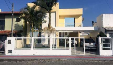 Casa com 4 dormitórios à venda, 321 m² - Carianos - Florianópolis/SC