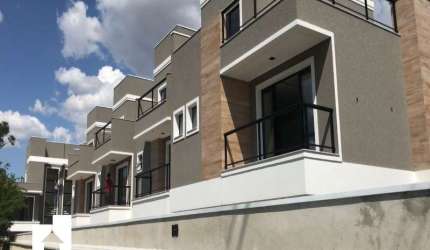 Casa com 3 quartos à venda no Boqueirão, Curitiba  por R$ 670.000