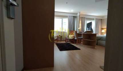 Flat para venda na Vila Olímpia, totalmente mobiliado com serviços, próximo das torres gêmeas da Corporate Towers!