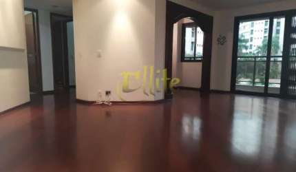 Apartamento semi mobiliado de 03 dormitórios na região de Moema em São Paulo!