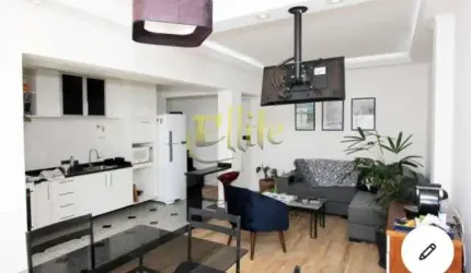 Apartamento sem mobília com 02 dormitórios para locação no bairro Aclimação, em São Paulo!