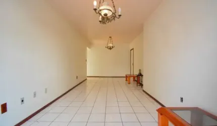 APARTAMENTO AMPLO COM 3 QUARTOS EXCELENTE LOCALIZAÇÃO NO CENTRO DE FLORIANÓPOLIS