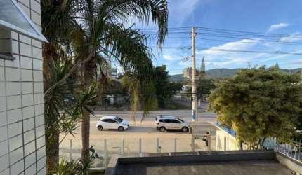 APARTAMENTO 2 QUARTOS SEMIMOBILIADO NO CÓRREGO GRANDE em Florianópolis/sc