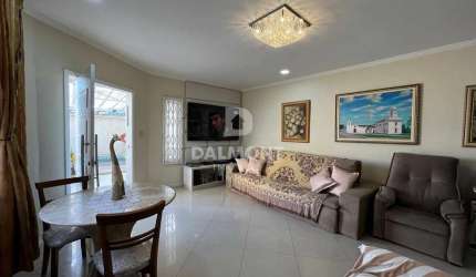 Novo Portinho - Cabo Frio/RJ - Casa com 4 dormitórios à venda, 225 m² por R$ 950.000.