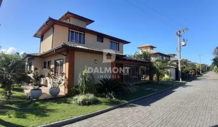 VILA LUIZA - BÚZIOS - MARAVILHOSA  CASA DUPLEX, À 50 METROS DA PRAIA DE MANGUINHOS.