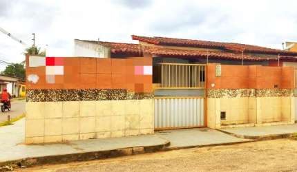 Casa em Tomba  -  Feira de Santana