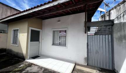 Casa de Condominio em Papagaio  -  Feira de Santana