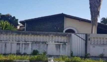 Casa em Santa Mônica  -  Feira de Santana