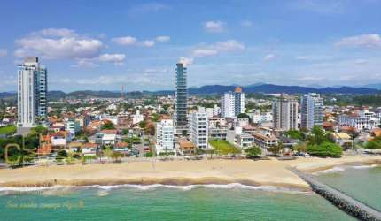 APARTAMENTO NO CENTRO DE PIÇARRAS