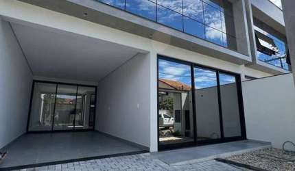 LUXUOSO SOBRADO BEIRA MAR