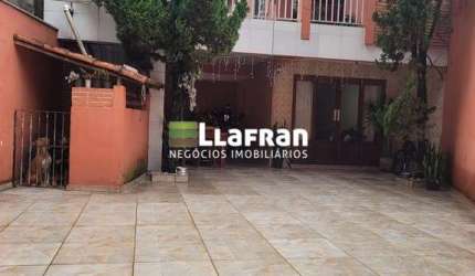 Sobrado 3 suites Jardim Três Marias