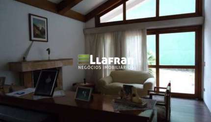 Casa 3 dormitórios quintal  Parque Assunção