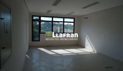 Prédio comercial Jardim Bom Tempo Centro Taboão