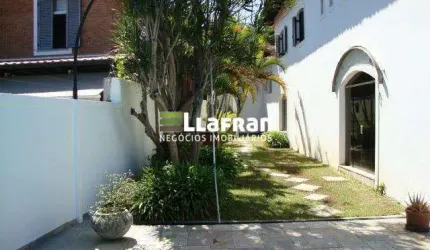 Casa no Jardim Leonor Morumbi com 4 dormitórios
