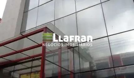 Prédio comercial em Taboão da Serra.