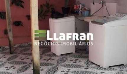 Casa 2 dormitórios no Jardim Clementino