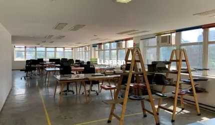Ampla sala comercial Edifício Novo São Paulo