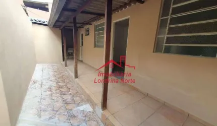 Casa com 1 dormitório para alugar, 50 m² por R$ 850,00/mês - Aquilles Sthengel - Londrina/PR