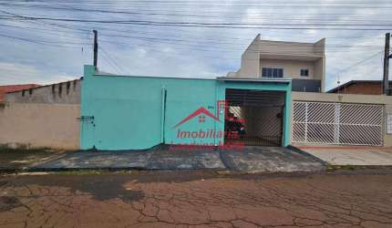 Casa com 3 dormitórios para alugar, 150 m² por R$ 2.300,00/mês - Jardim Tropical - Londrina/PR