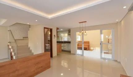 Casa em condomínio fechado com 3 quartos à venda na Rua Paraíba, 1994, Guaíra, Curitiba, 83 m2 por R$ 699.000