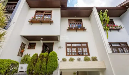 Casa com 3 quartos à venda na Rua Valparaizo, 434, Bacacheri, Curitiba, 174 m2 por R$ 800.000