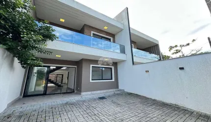 Casa com 4 quartos à venda na Avenida Mandaguari, 271, Riviera, Matinhos, 185 m2 por R$ 1.499.900