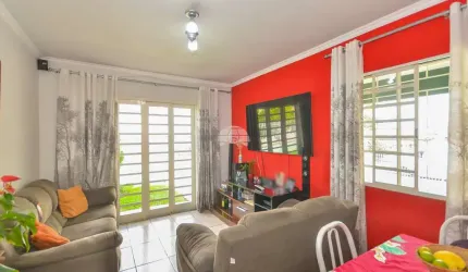 Casa com 3 quartos à venda na Rua Inajá, 520, Pinheirinho, Curitiba, 73 m2 por R$ 600.000