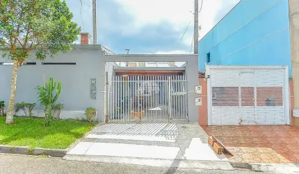 Casa com 2 quartos à venda na Rua Cecília Vigo Bruzamolin, 40, Campo de Santana, Curitiba, 40 m2 por R$ 348.000