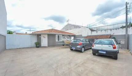 Casa com 4 quartos à venda na Rua João Barbosa de Almeida, 158, Xaxim, Curitiba, 180 m2 por R$ 790.000