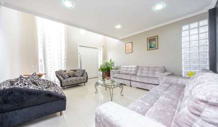 Casa com 5 quartos à venda na Rua dos Jesuítas, 94, Guabirotuba, Curitiba, 350 m2 por R$ 1.800.000