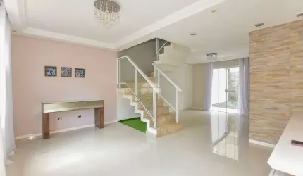 Casa em condomínio fechado com 3 quartos à venda na Rua Elói Orestes Zeglin, 345, Pinheirinho, Curitiba, 183 m2 por R$ 990.000