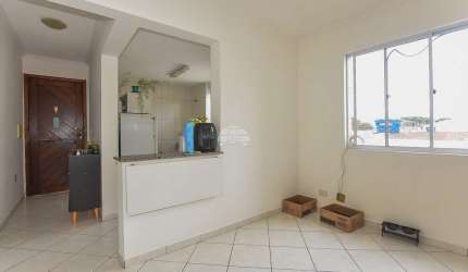 Apartamento com 2 quartos à venda na Rua Alfredo Mulhsted Filho, 217, Iná, São José dos Pinhais, 47 m2 por R$ 180.000