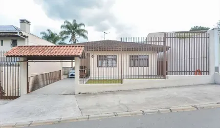 Casa com 3 quartos à venda na Rua José Antônio Nichele, 132, Umbará, Curitiba por R$ 1.250.000