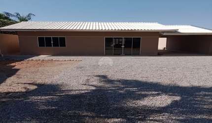 Casa com 3 quartos à venda na Rua Antônio Ladislau De Araújo, 1538, Centro, Garuva, 56 m2 por R$ 380.000