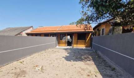 Casa com 2 quartos à venda na Avenida Curitiba, 118002, Piçarras, Guaratuba, 70 m2 por R$ 194.000