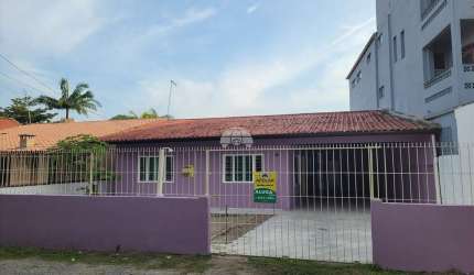 Casa com 3 quartos para alugar na RUA 732 XOKLENG, 96, Itapema do Norte, Itapoá, 112 m2 por R$ 2.345